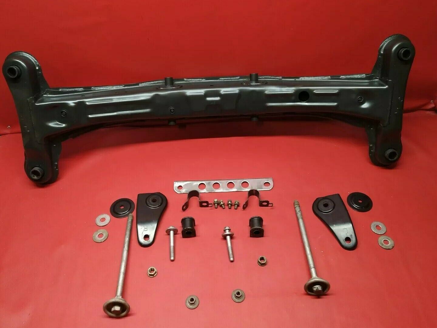 97-01 Toyota Camry Rear Sub k-Frame Crossmember 2.2L 4Cyl w Bolts & Laterals