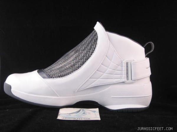 michael jordan's basketball shoes