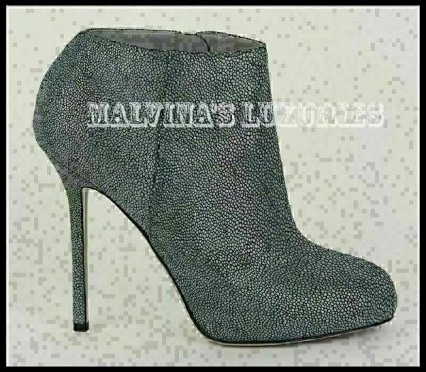 $885 SERGIO ROSSI BARBIE ANKLE BOOTS SHAGREEN LEATHER GRAY BOOTIES 38.5 8.5 