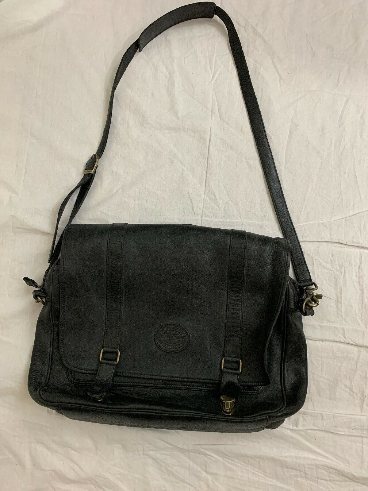 eddie bauer Solid Black Genuine Leather Messenger Shoulder Tote Bag | eBay