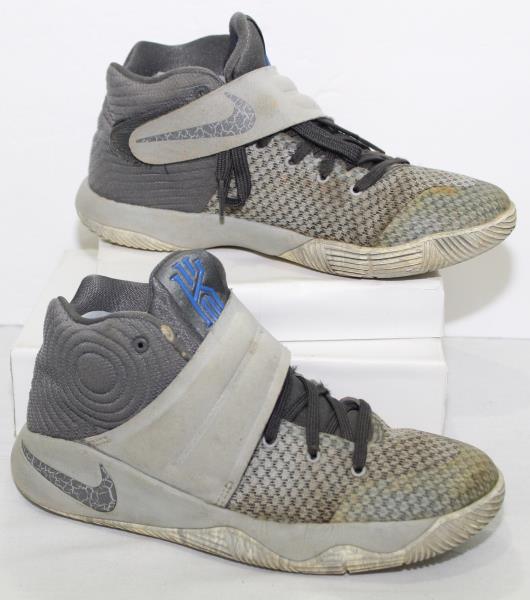 kyrie irving shoes 2