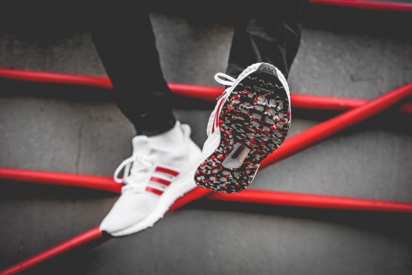 ultra boost 4.0 red and white
