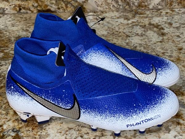blue and white nike soccer cleats