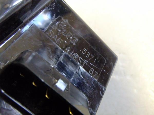 681 544 04 03 P//N 3 Stud Grote Left Side Combination Lamp Assembly