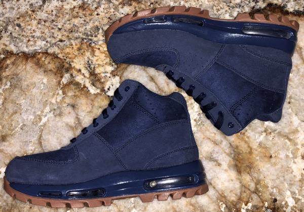 navy blue acg nike boots