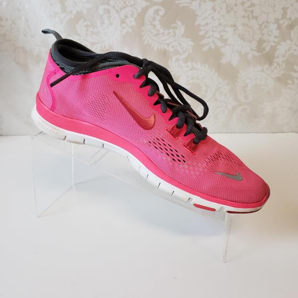 nike women's mesh running shoes
