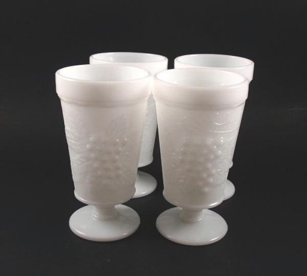Vintage White Milk Glass Tumblers//Glasses With Grapes /& Leaves Pattern 4 Four