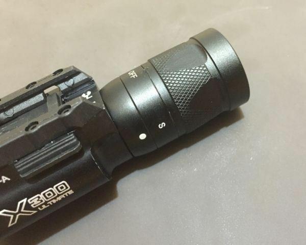 TAN Night Evolution X300V Pistol Light Tactical LED Flashlight w/ Stun Flash
